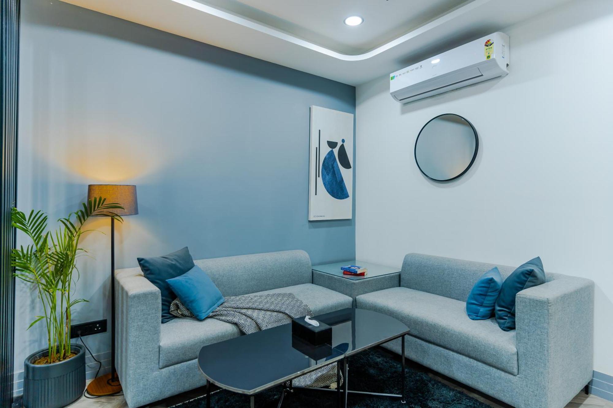 Bedchambers Luxury Apartment Near Golf Course Road غورغاون المظهر الخارجي الصورة