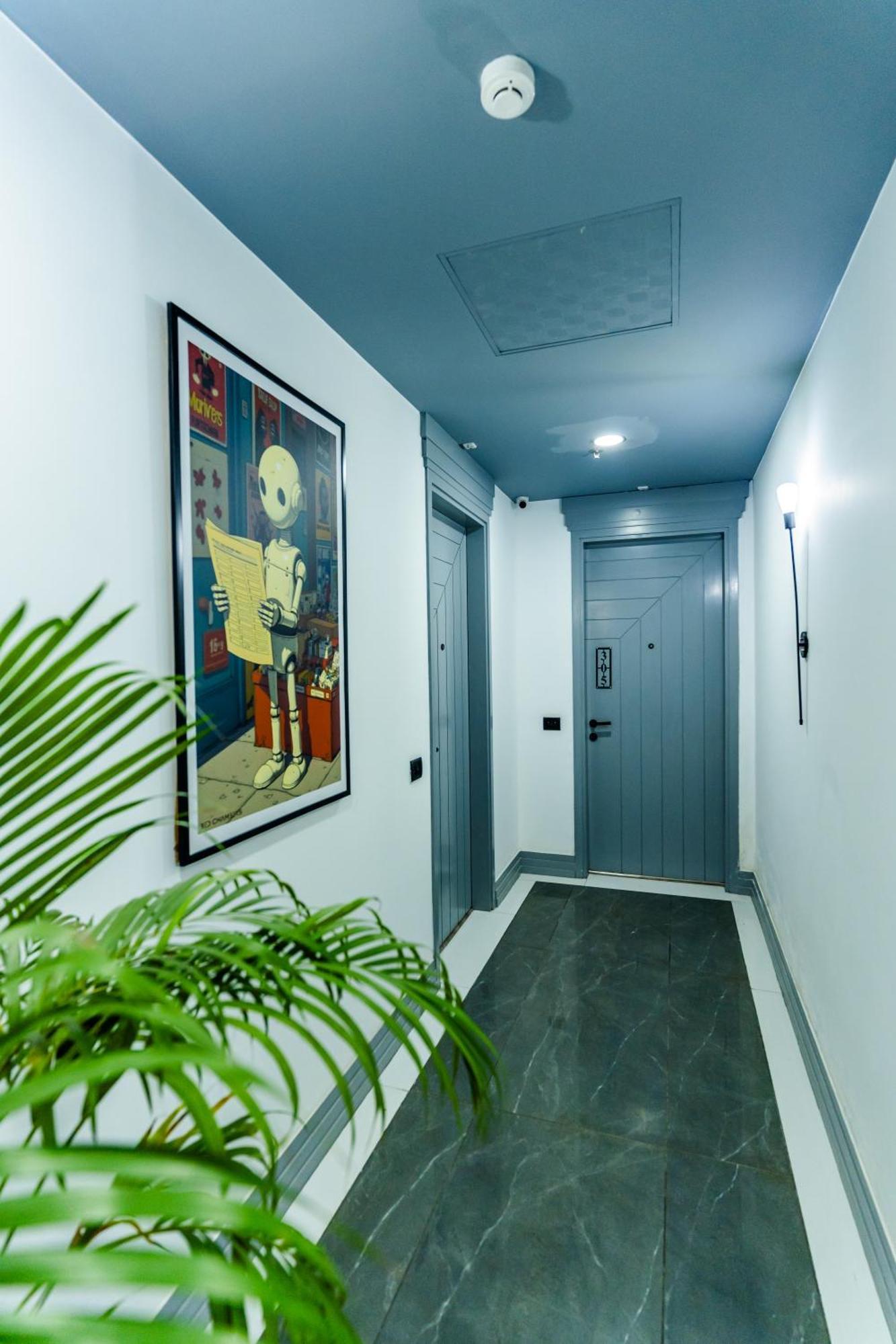 Bedchambers Luxury Apartment Near Golf Course Road غورغاون المظهر الخارجي الصورة